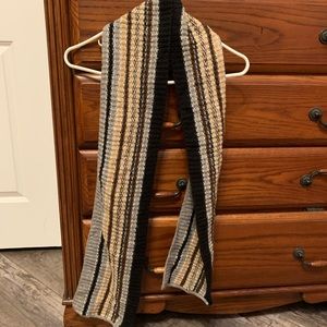 Grey/Brown/Black scarf.